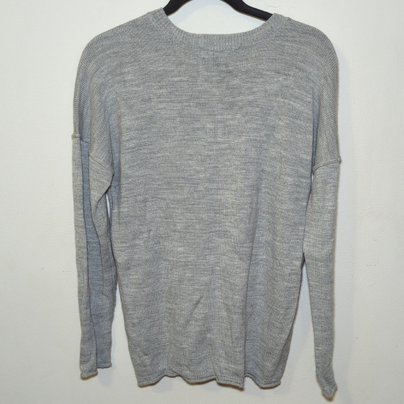 Calvin Klein Light Gray V-Neck Sweater Merino Wool Blend Women's Size M - Picture 5 of 5